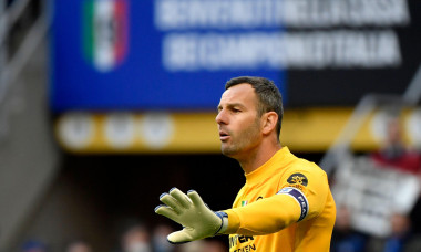 Milano, Italy. 09th Apr, 2022. Samir Handanovic of FC Internazionale reacts during the Serie A football match between FC Internazionale and Hellas Verona at San Siro stadium in Milano (Italy), April 9th, 2021. Photo Andrea Staccioli/Insidefoto Credit: ins