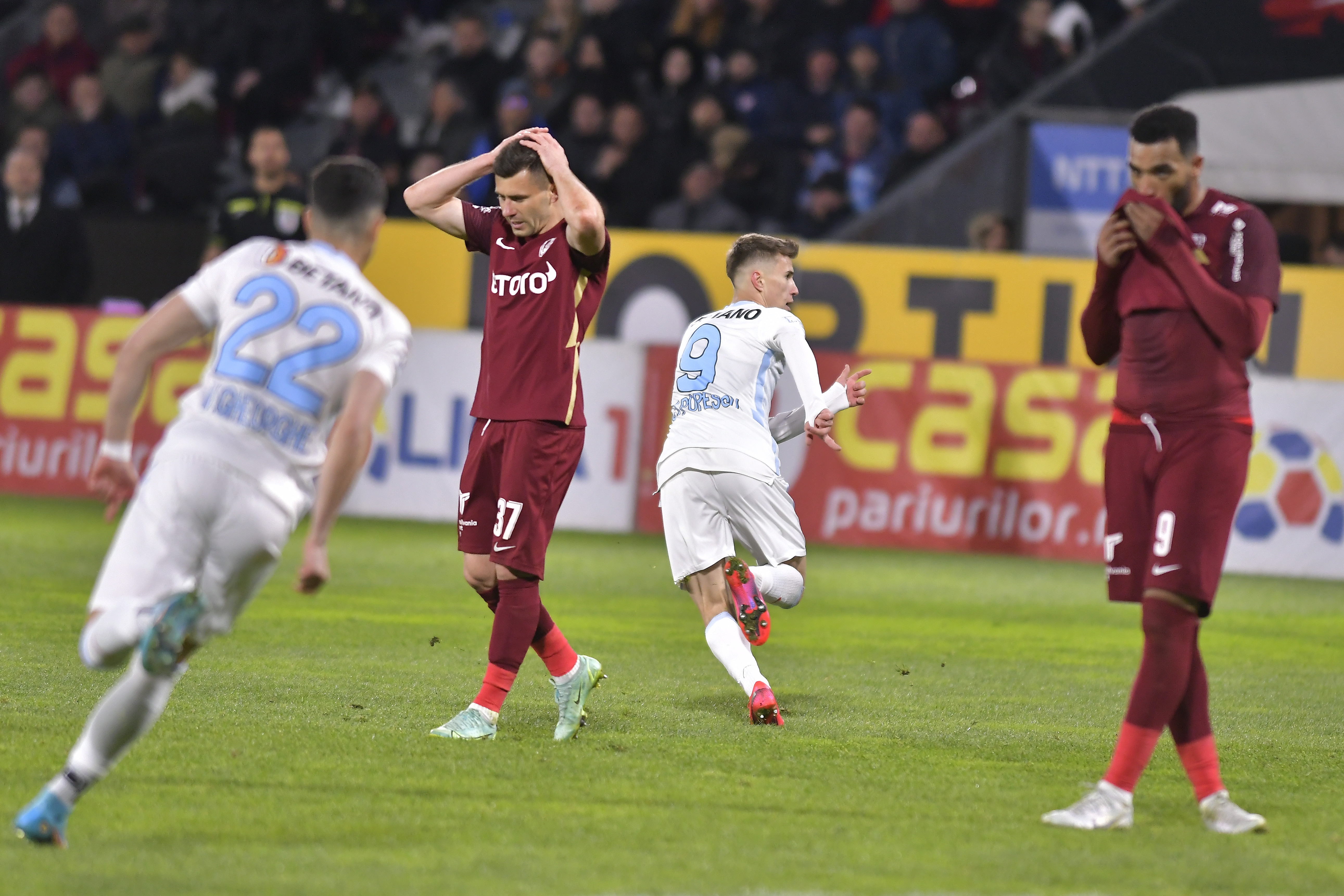 Verdict categoric pentru CFR Cluj: ”N-are șanse cu FCSB”. Singurii remarcați după victoria cu Farul
