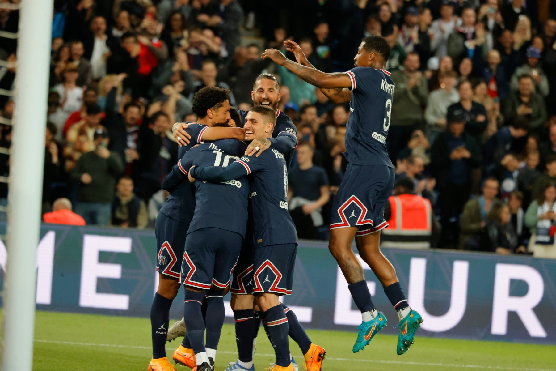 PSG are cinci ținte clare pentru perioada de vară! Ce fotbaliști sunt așteptați pe Parc des Princes