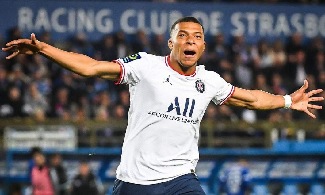 Strasbourg, France. 29th Apr, 2022. Kylian MBAPPE of PSG celebrates his goal during the French championship Ligue 1 football match between RC Strasbourg and Paris Saint-Germain on April 29, 2022 at La Meinau stadium in Strasbourg, France - Photo Matthieu