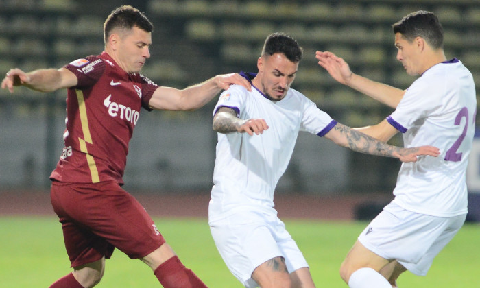 FOTBAL:FC ARGES-CFR CLUJ, LIGA 1 PLAY-OFF CASA PARIURILOR (07.05.2022)