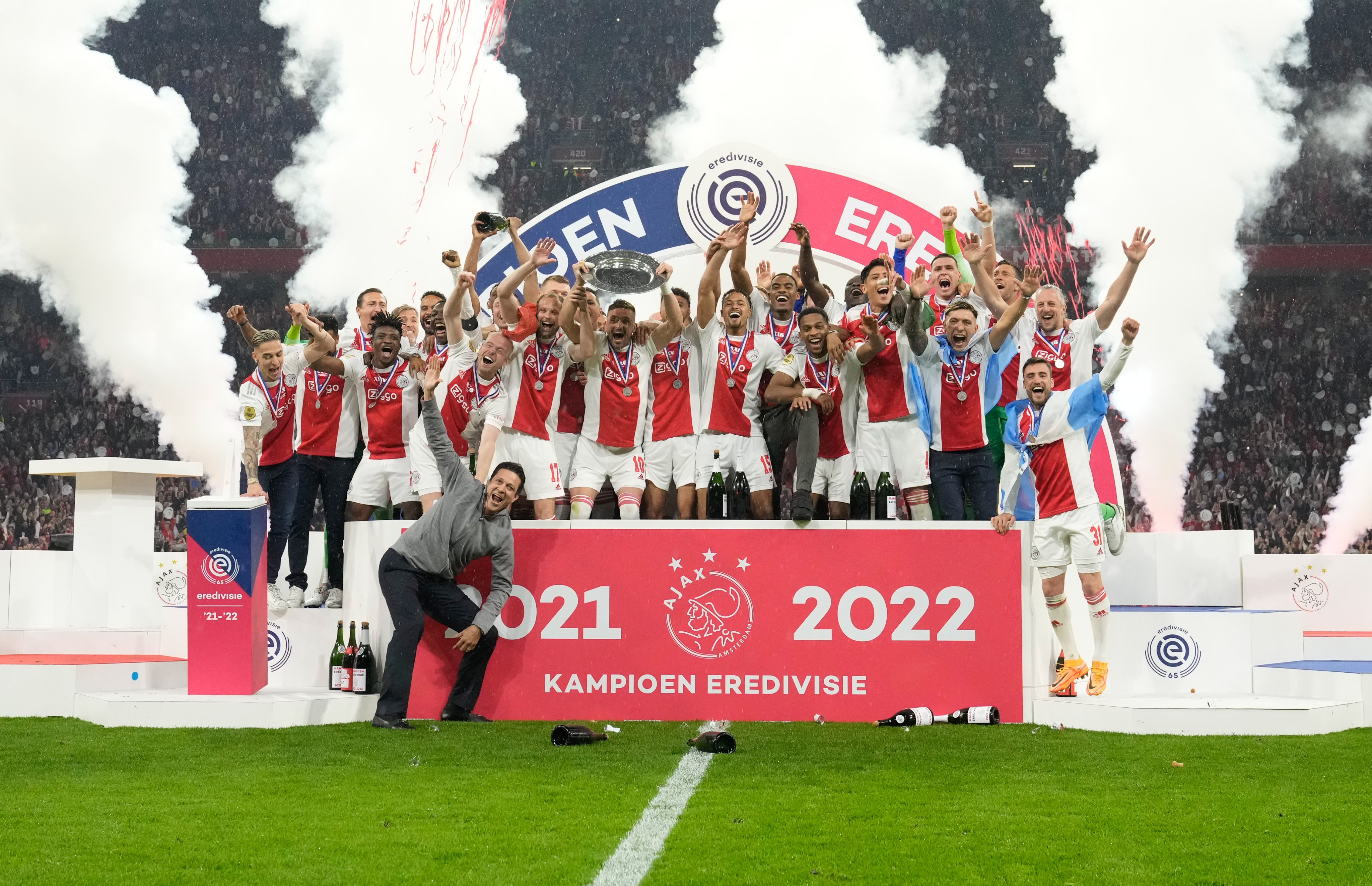 Ajax Amsterdam, campioana Olandei pentru a 36-a oară. Cine va fi noul antrenor al echipei