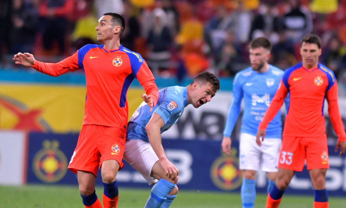 Adrian Șut și Vadim Rață, într-un meci FCSB - FC Voluntari / Foto: Sport Pictures