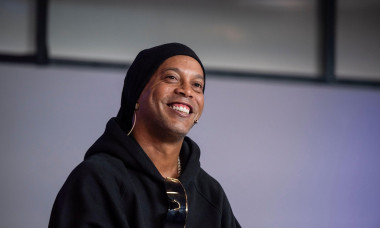 Casa Seat, Barcelona, Spain. 5th Apr, 2022. Former Brazilian soccer player Ronaldinho presents Metasoccer together with its founders Patxi Barrios, Marc Cercs and Alex Fiestas; ronaldinho during the press conference. Credit: Action Plus Sports/Alamy Live