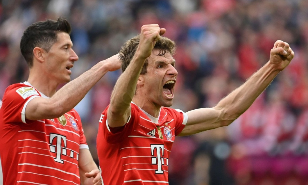 Munich, Deutschland. 08th May, 2022. goaljubel Thomas MUELLER (MULLER, FC Bayern Munich) with Robert LEWANDOWSKI (FC Bayern Munich) after goal to 2-1, jubilation, joy, enthusiasm, action. Football 1st Bundesliga season 2021/2022, 33.matchday, matchday33.