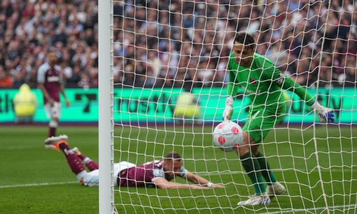 Vladimir Coufal, autogol în West Ham - Manchester City / Foto: Profimedia