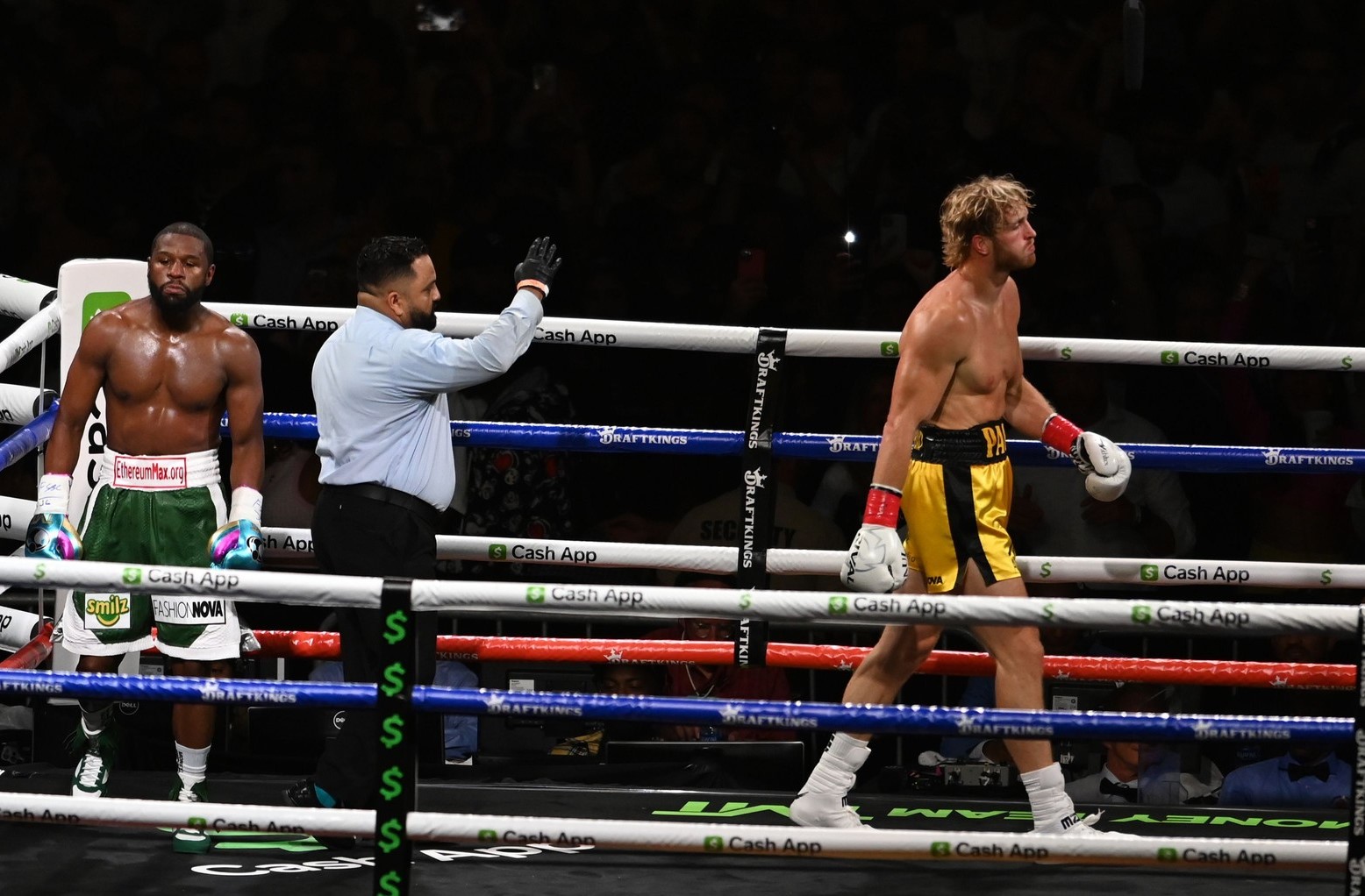 Logan Paul îl dă în judecată pe Mayweather. “Felicitări, mergi la închisoare, Floyd”