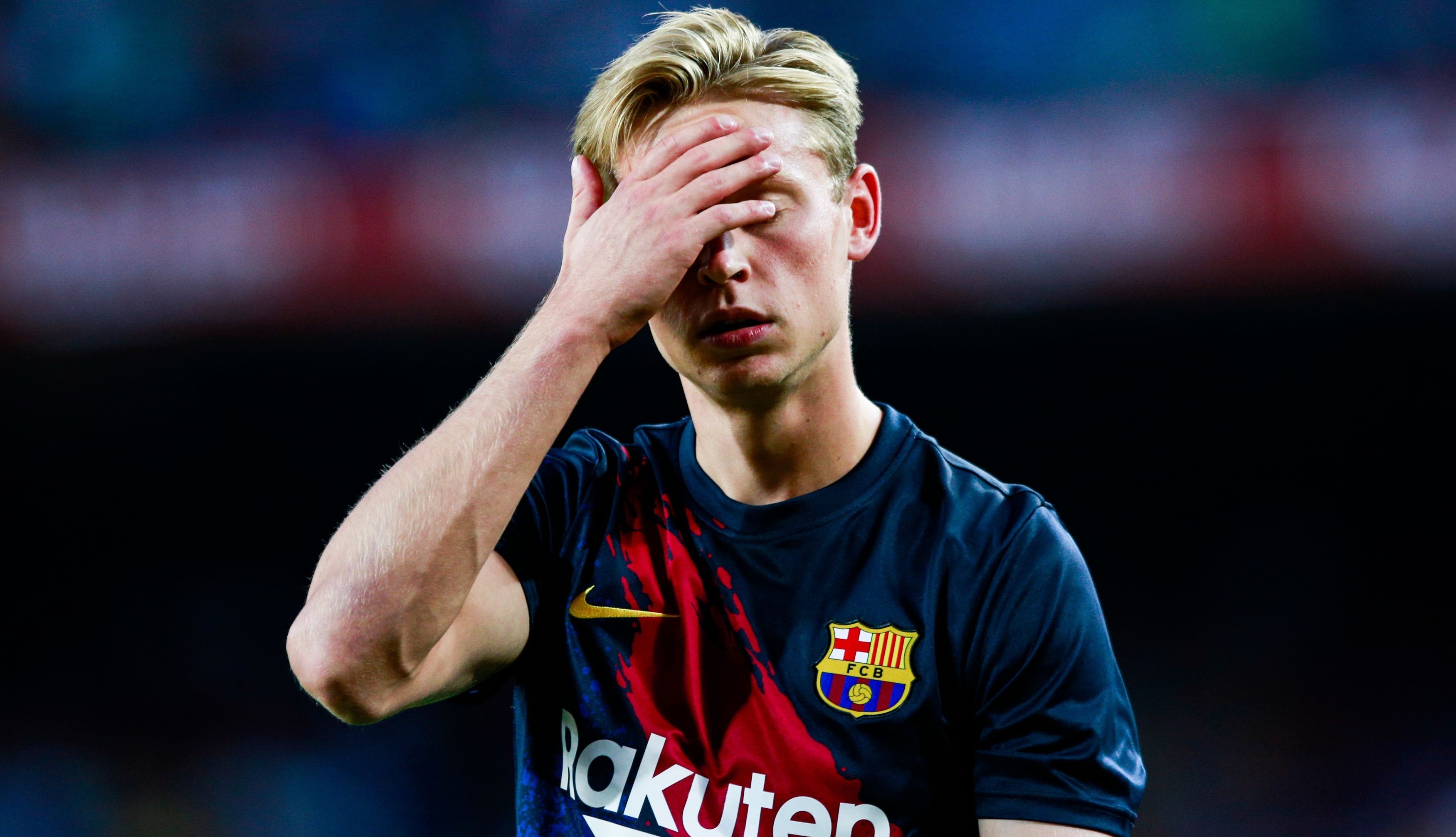 Cum va fi răsplătit Frenkie de Jong de către Barcelona, dacă fotbalistul refuză banii lui Manchester United în vară