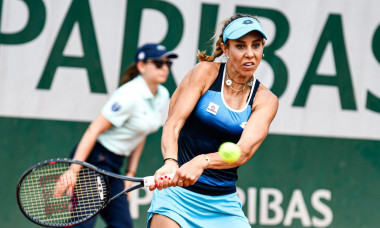 Mihaela Buzarnescu of Romania during the French Open (Roland-Garros) 2022, Grand Slam tennis tournament on May 17, 2022 at Roland-Garros stadium in Paris, France - Photo Victor Joly / DPPI