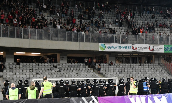 Suporterii lui Dinamo la meciul cu U Cluj / Foto: Sport Pictures