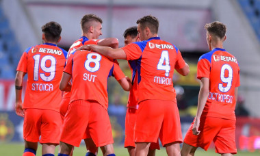 Fotbaliștii FCSB-ului, în meciul cu CFR Cluj / Foto: Sport Pictures