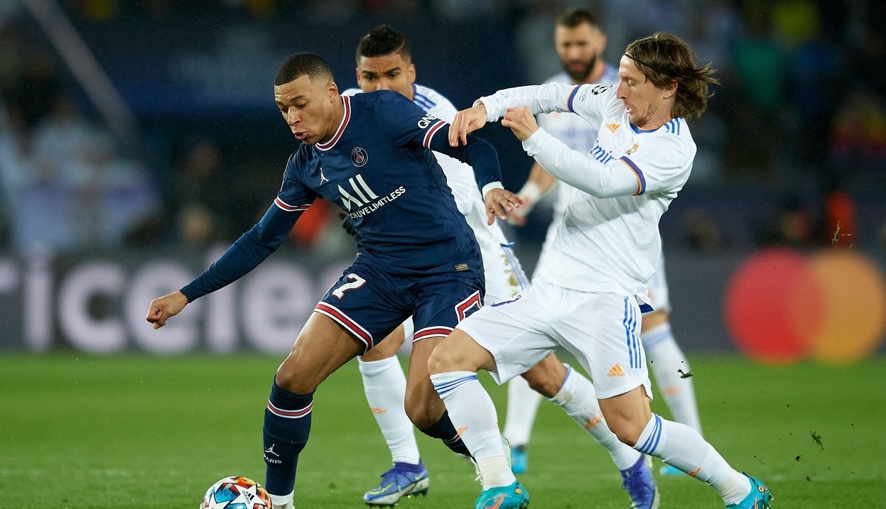 Luka Modric l-a ironizat pe Kylian Mbappe la conferința de presă: ”Nu am semnat încă, dar nu voi face un ’Mbappe’!”