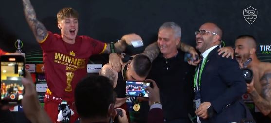 Ce s-a întâmplat la conferința de presă susținută de Jose Mourinho, după ce AS Roma a câștigat finala Conference League