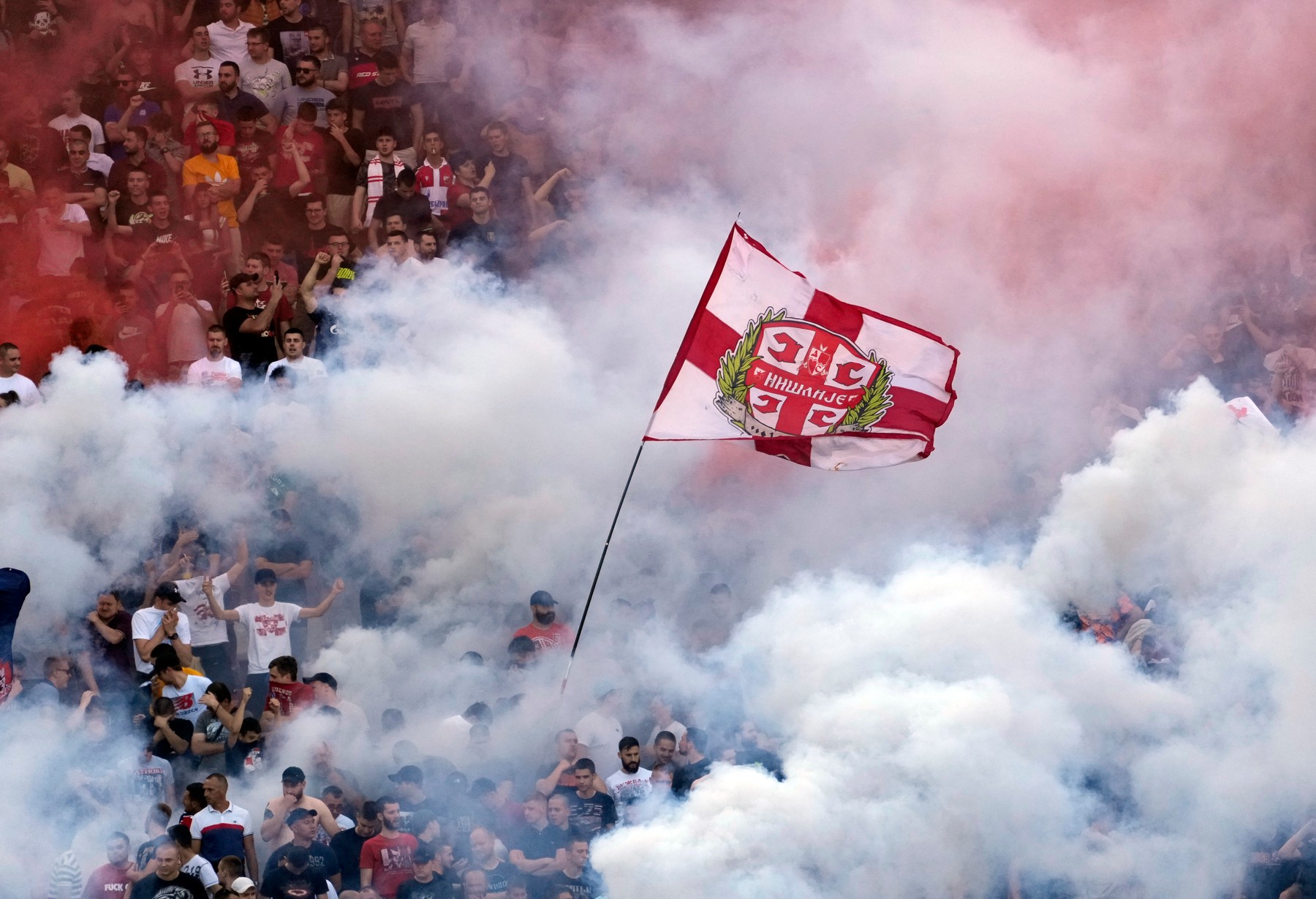 Spectacol unic pe “Maracana” din Belgrad, la finala Cupei Serbiei, Steaua Roșie - Partizan