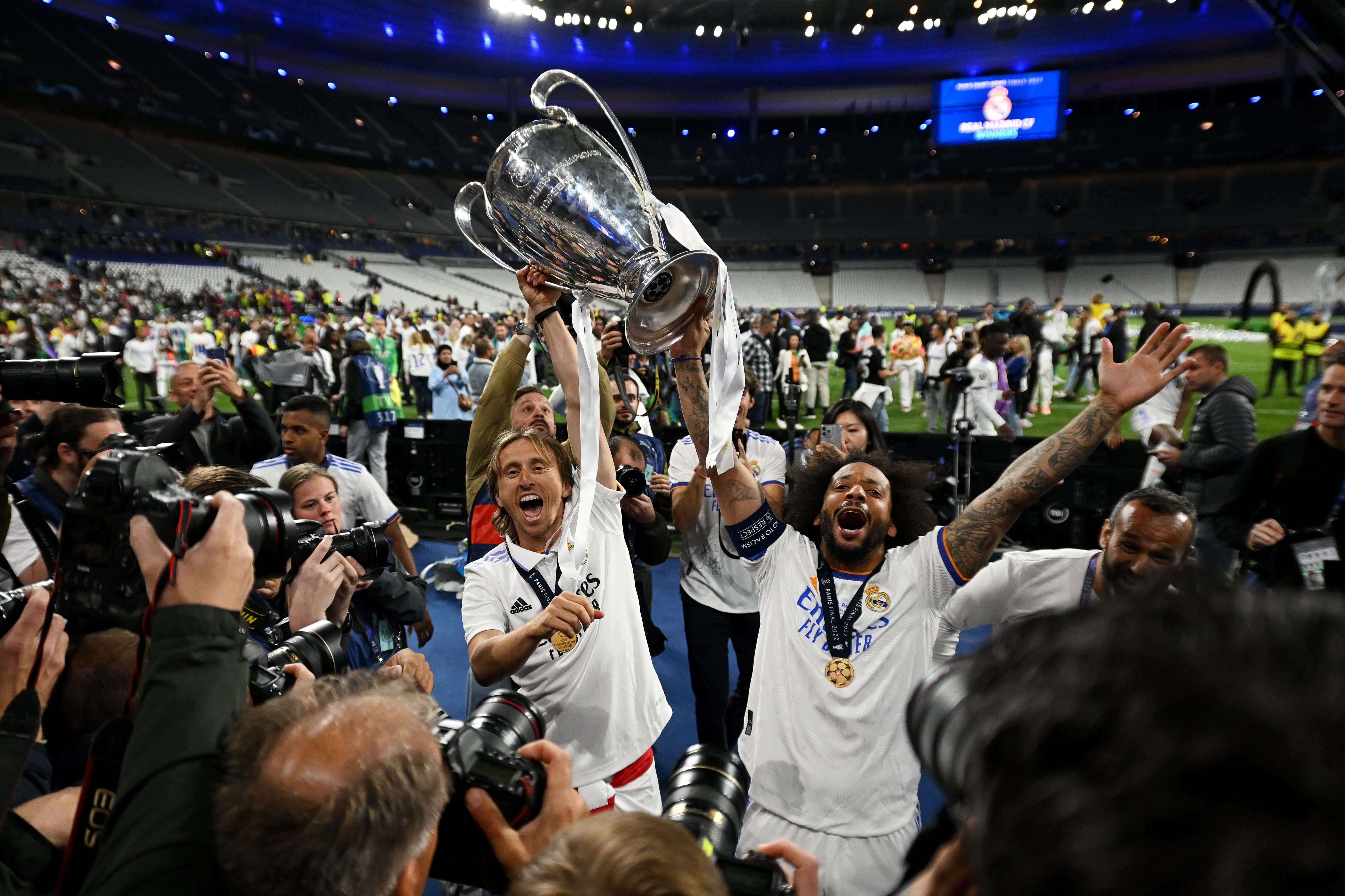 Așa arată bucuria istorică a lui Real Madrid, după ce a câștigat a 14-a oară Champions Legue. Cum au fost surprinși jucătorii