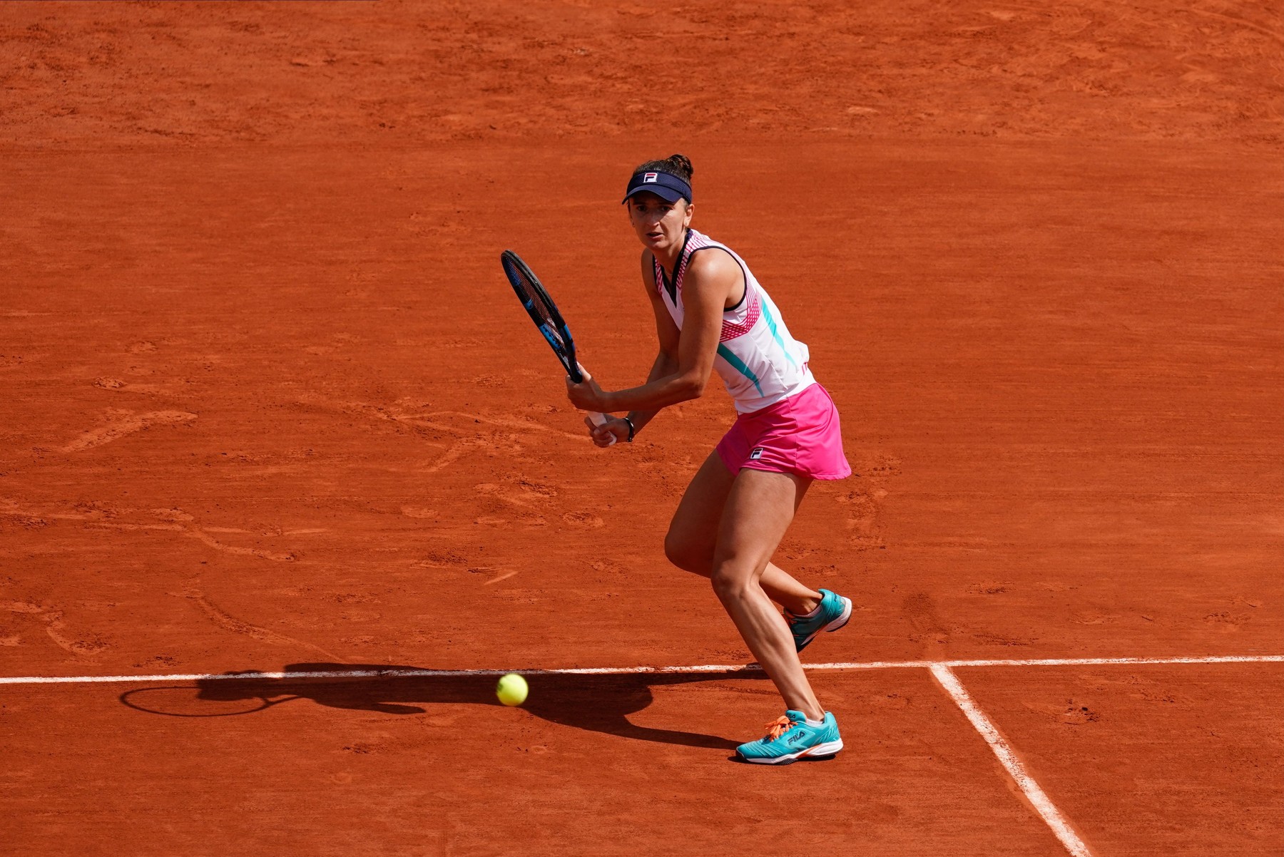 Irina Begu - Diane Parry, ACUM, pe Digi Sport 2, în ”sferturi” la Palermo. Primul set, câștigat de româncă