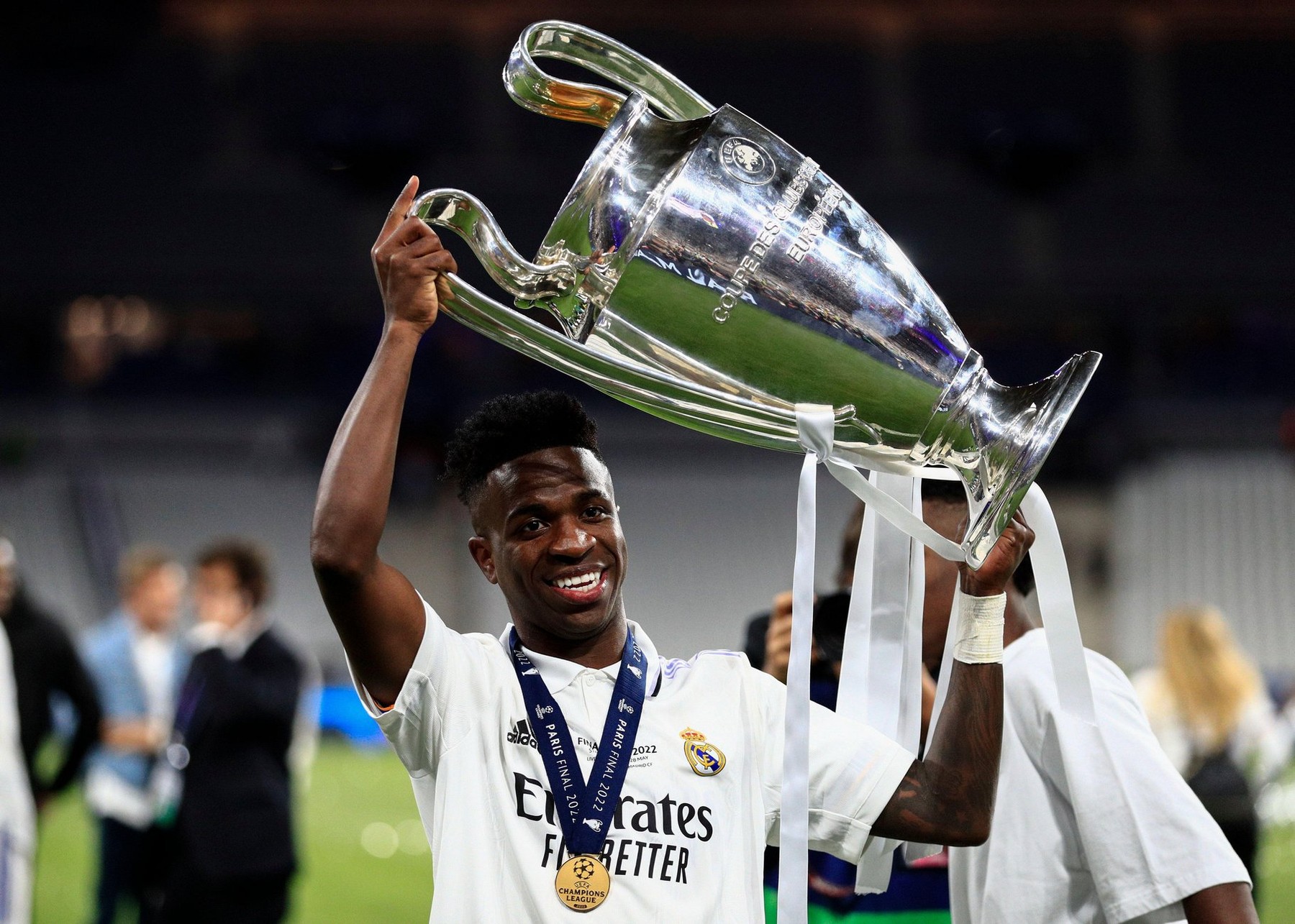 Real Madrid, gata să îi facă o ofertă de nerefuzat lui Vinicius! Durata contractului + salariul brazilianului