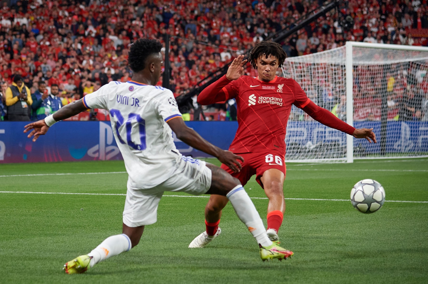 Echipa ideală a sezonului din Champions League. Câte patru jucători de la finalistele Real Madrid şi Liverpool
