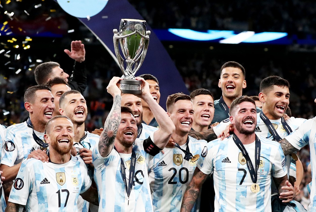 Lionel Messi a ridicat trofeul ”Finalissima” 2022 pe Wembley din Londra! Argentina, campioană pentru a doua oară