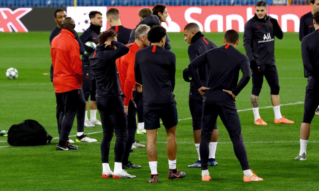 Madrid, Spain. 25th Nov, 2019. Madrid, Spain; 25/11/2019.- The PSG team trains in the field of Santiago Bernabeu before the match tomorrow of November 26 of Champions LeageCredit: Juan Carlos Rojas/Picture Alliance | usage worldwide/dpa/Alamy Live News