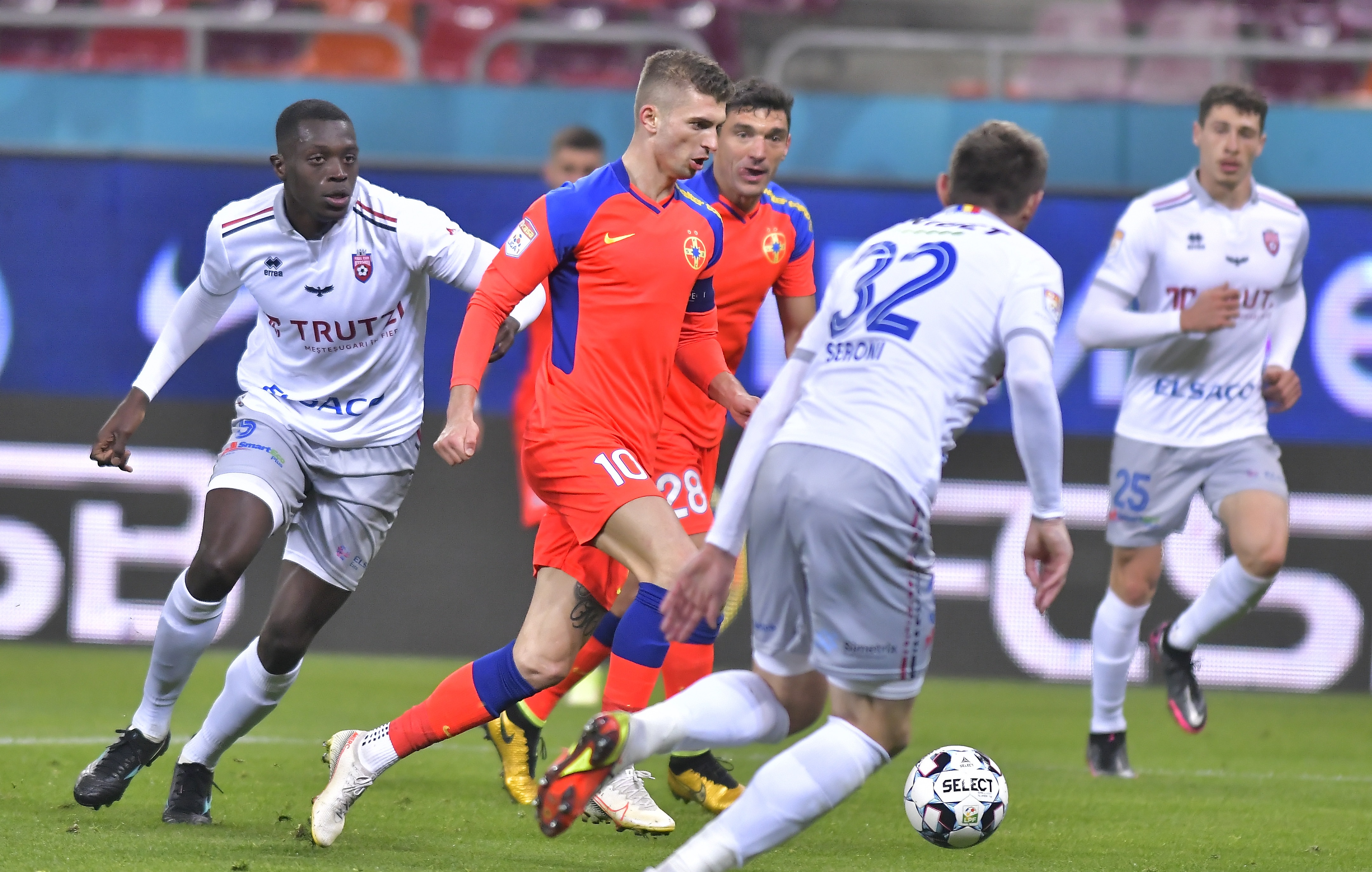 Valeriu Iftime i-a stabilit prețul fundașului propus la FCSB! Cât ar trebui să plătească Gigi Becali
