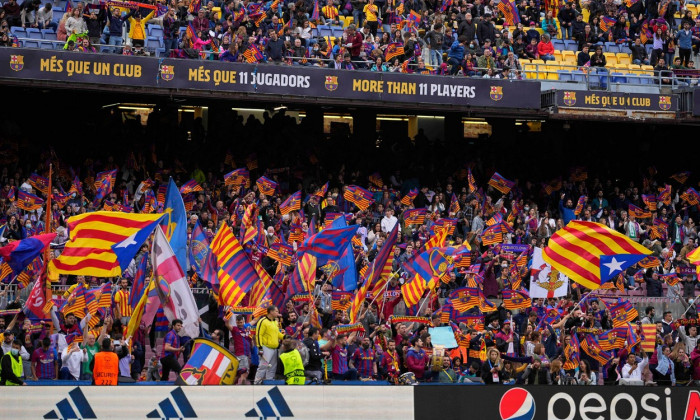 Nou Camp, Barcelona, Spain. 22nd Apr, 2022. fans before FC Barcelona against VFL Wolfsburg, UEFA Champions league Semi-final at Nou Camp, Barcelona, Spain. Kim Price/CSM/Alamy Live News