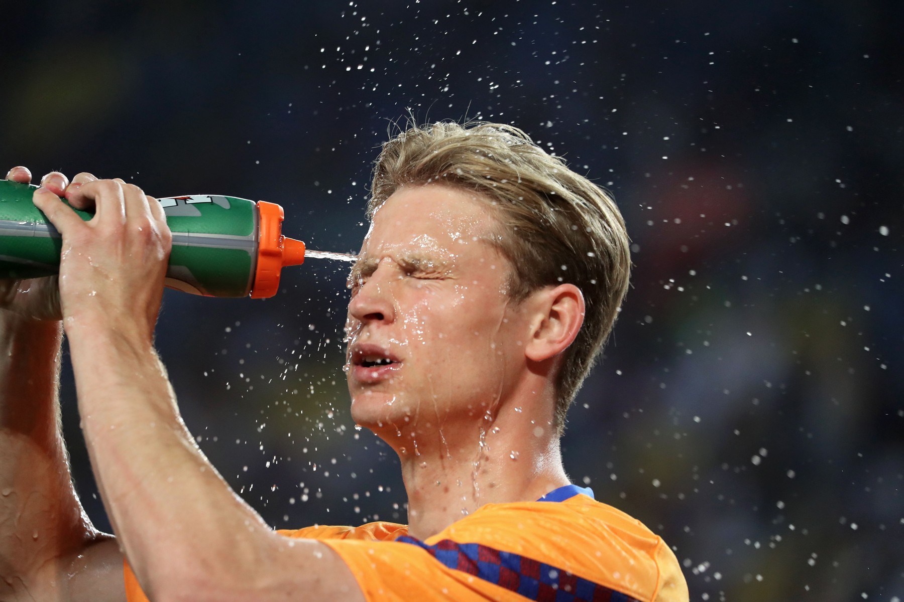 Scandalul dintre Frenkie de Jong și Barcelona a ajuns pe masa FIFPro. Suma uriașă pe care i-o datorează catalanii