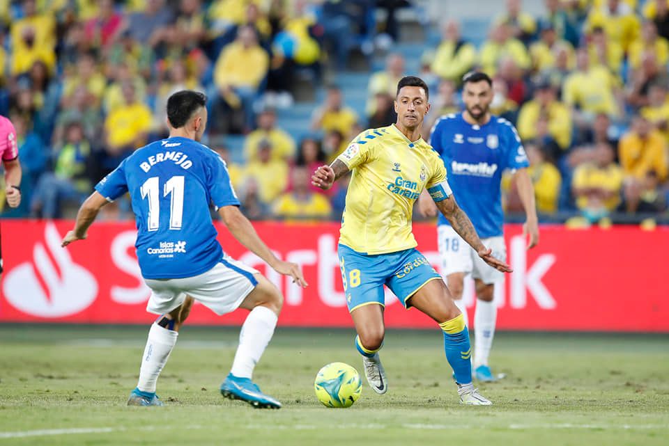 Las Palmas - Tenerife 1-2. Oaspeții sunt prima echipă care se califică în finala barajului pentru promovarea în La Liga