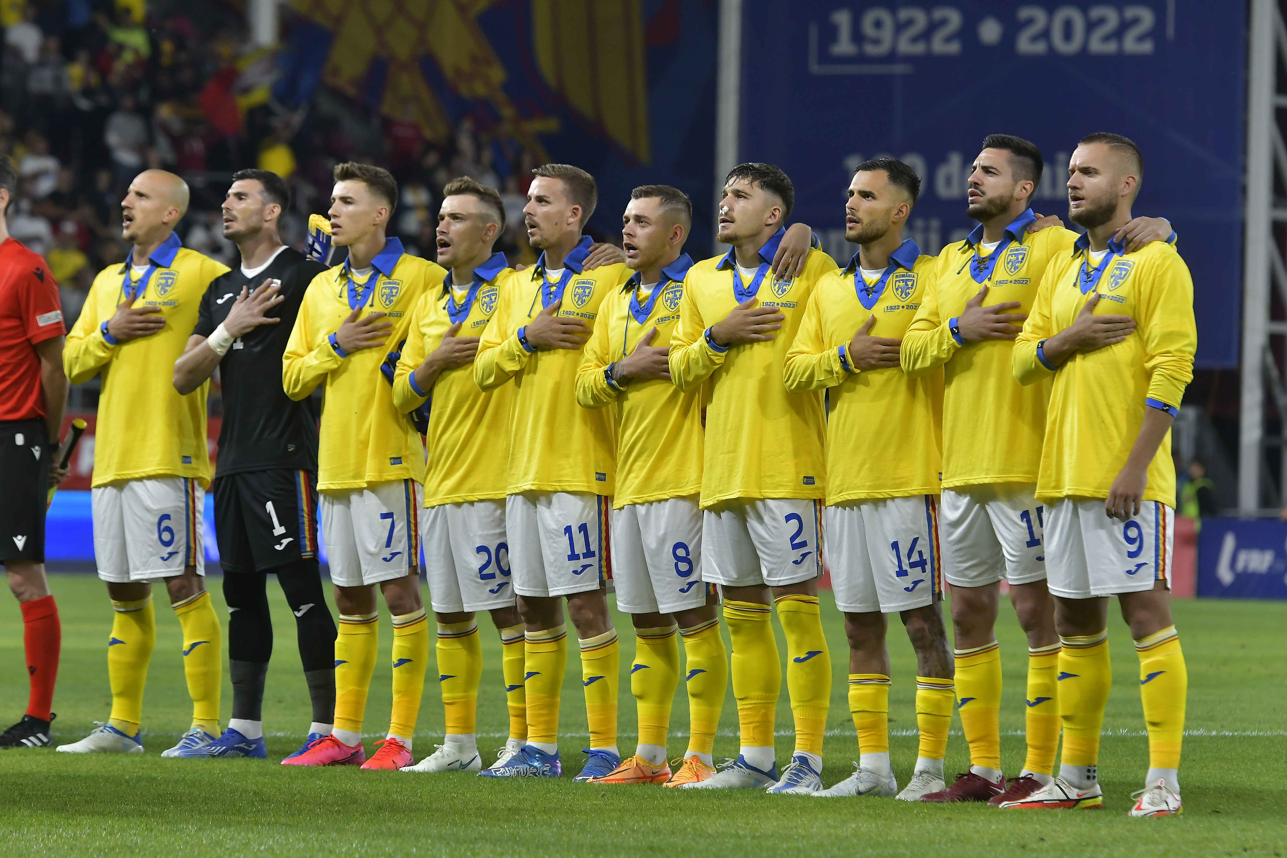 De ce România a avut doar 10 jucători pe teren în momentul intonării imnului, înaintea meciului cu Finlanda