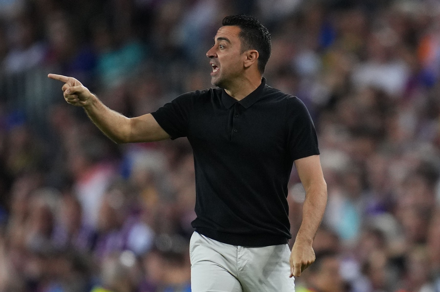 Xavi insistă pentru un transfer la Barcelona! Pe cine își dorește antrenorul catalanilor