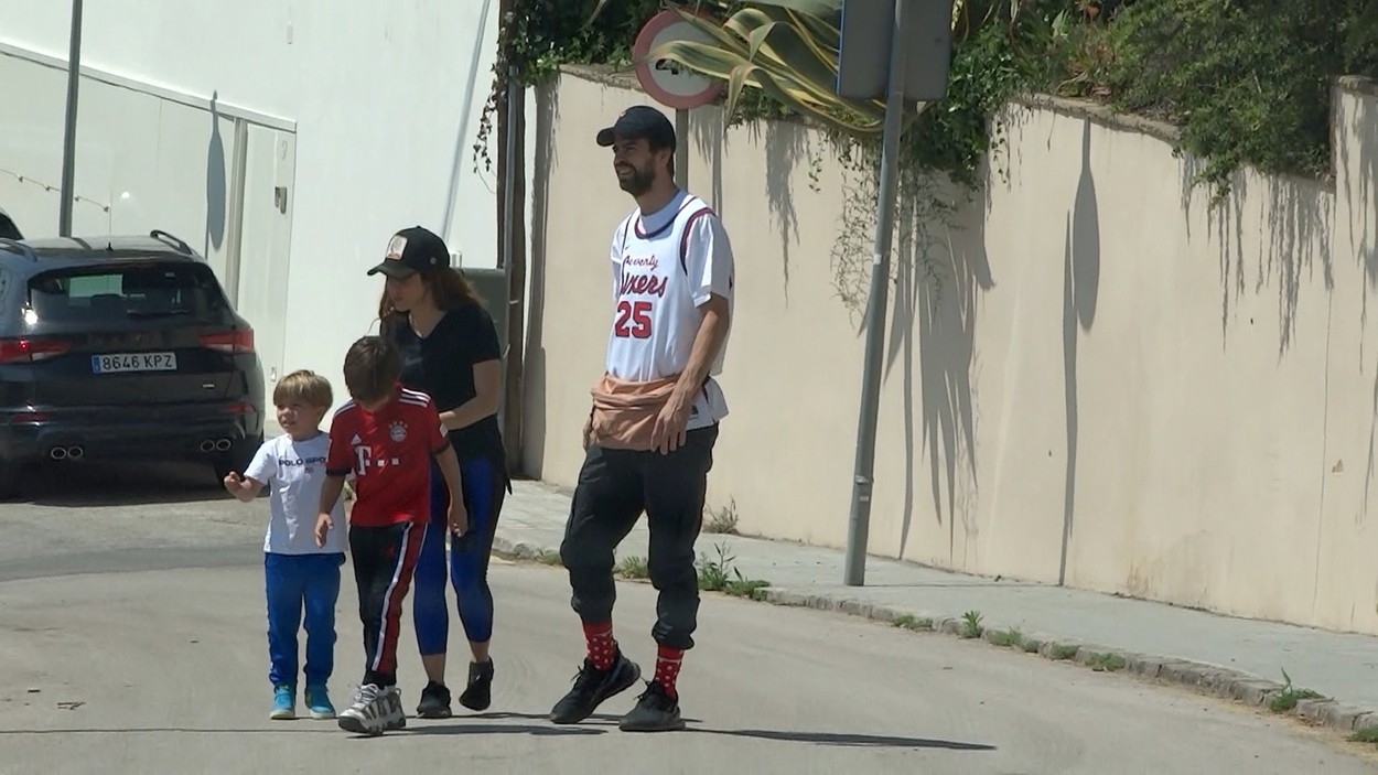 Shakira trece la represalii. Cum a decis să se răzbune pe părinţii lui Pique