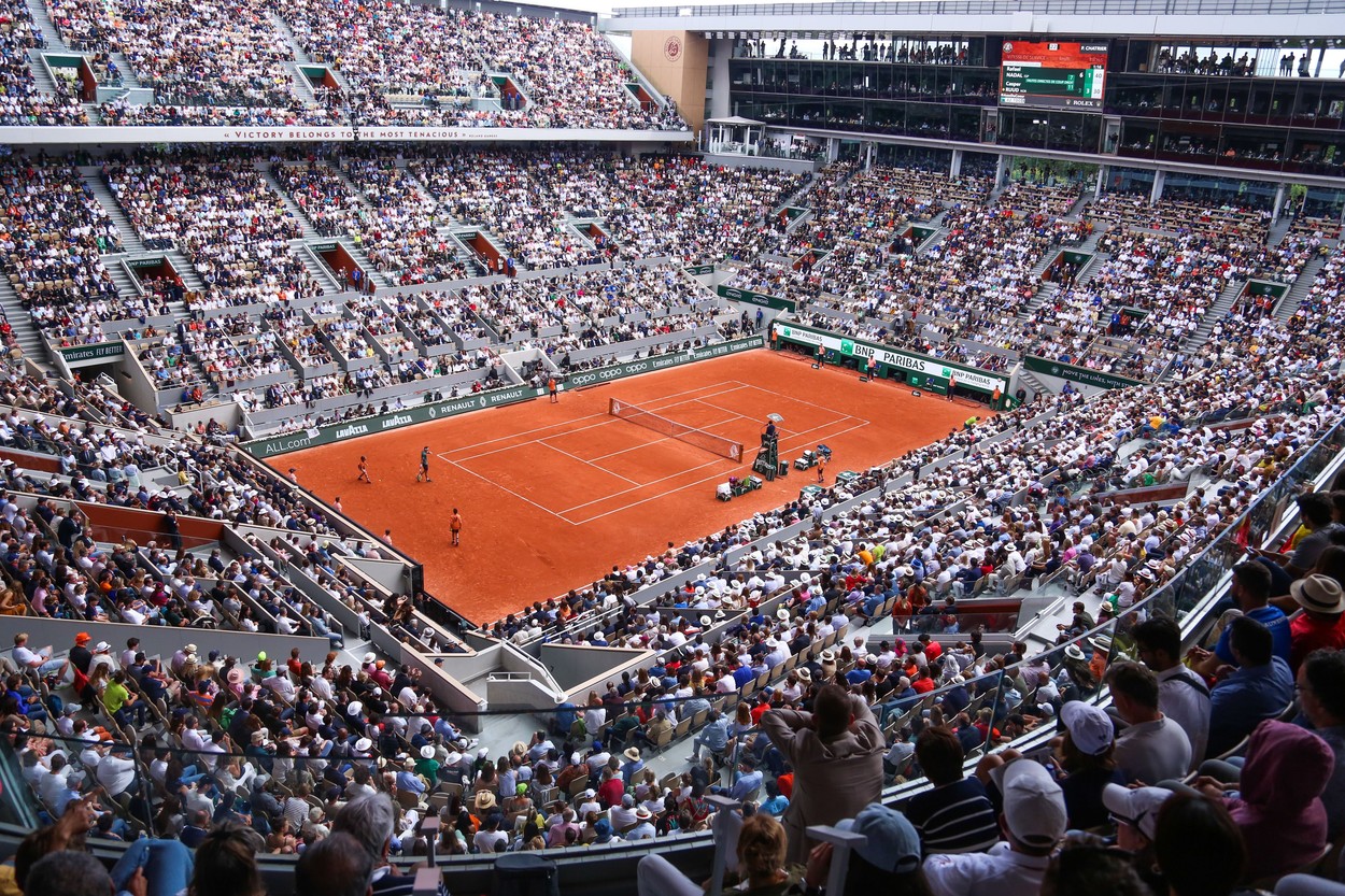 Decizie istorică: meci de baschet programat la Roland Garros, pe Central