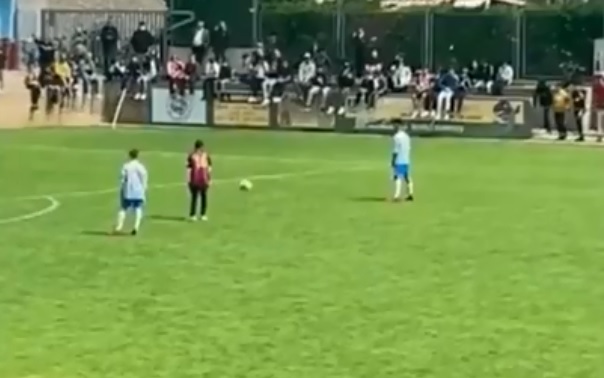 Cristiano Ronaldo Jr. a încercat să-și imite tatăl. Cum a executat o lovitură liberă
