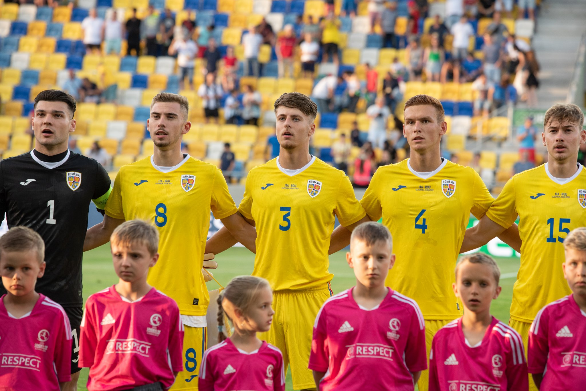 Singurul tricolor U19 remarcat de italieni după primul meci de la EURO 2022