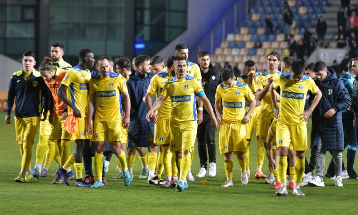 FOTBAL:PETROLUL PLOIESTI-AFC HERMANNSTADT, PLAY OFF LIGA 2 CASA PARIURILOR (6.04.2022)