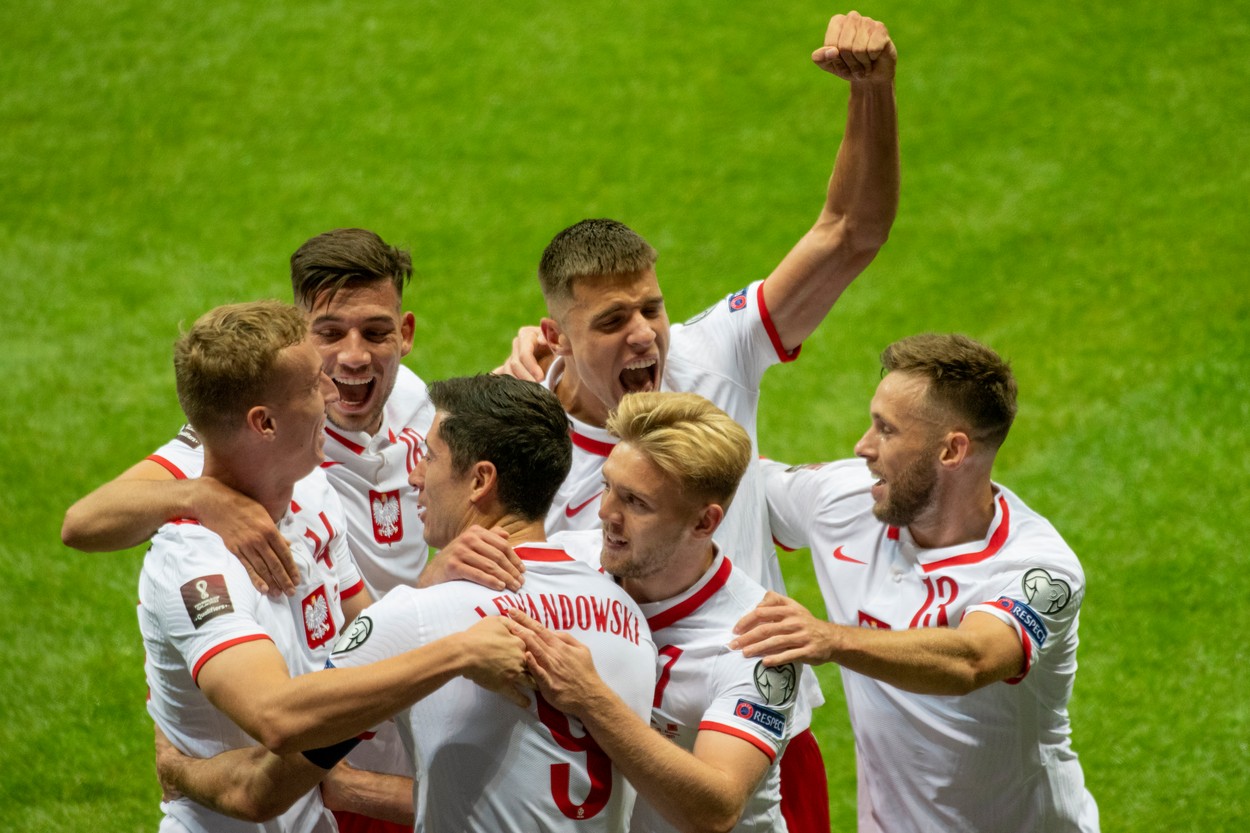 S-a transferat în Rusia la Spartak Moscova şi a fost tăiat de pe lista pentru CM Qatar 2022. "A fost informat"