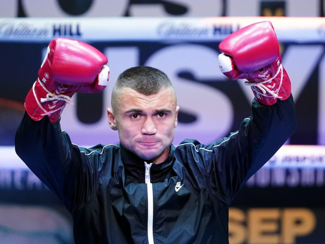 Polemiche nella boxe!  Un ucraino non è stato autorizzato a battere la bandiera del suo paese durante una competizione in Italia