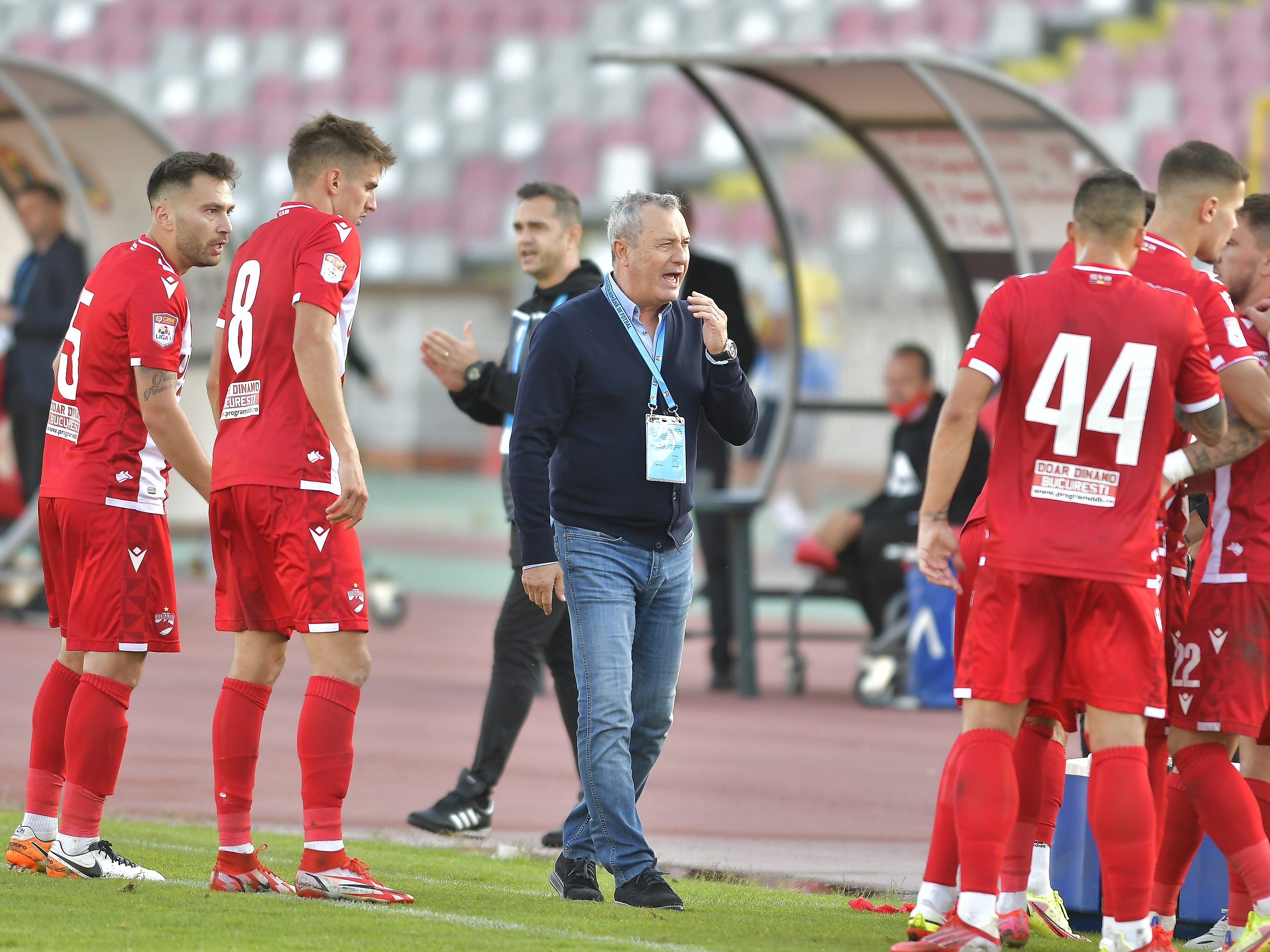 Mircea Rednic are dubii în privința retrogradării lui Dinamo și acuză: Să nu dai un șut pe poartă?