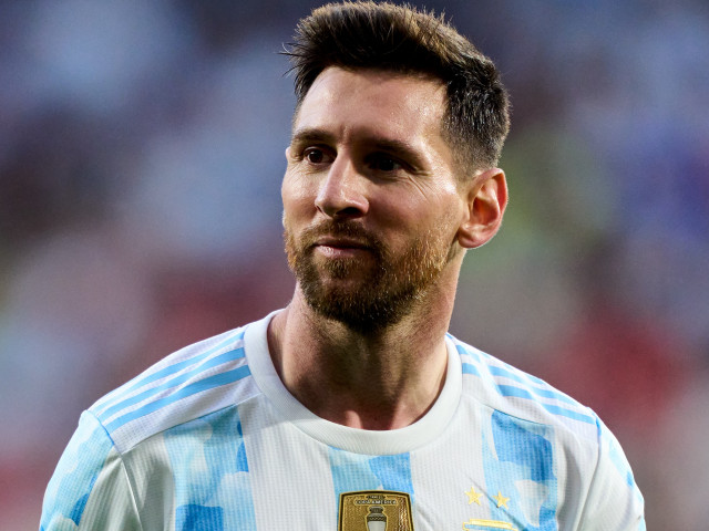 Avertismentul unui fotbalist legendar pentru argentinieni înaintea Cupei Mondiale: ”Messi nu este Isus Hristos!”
