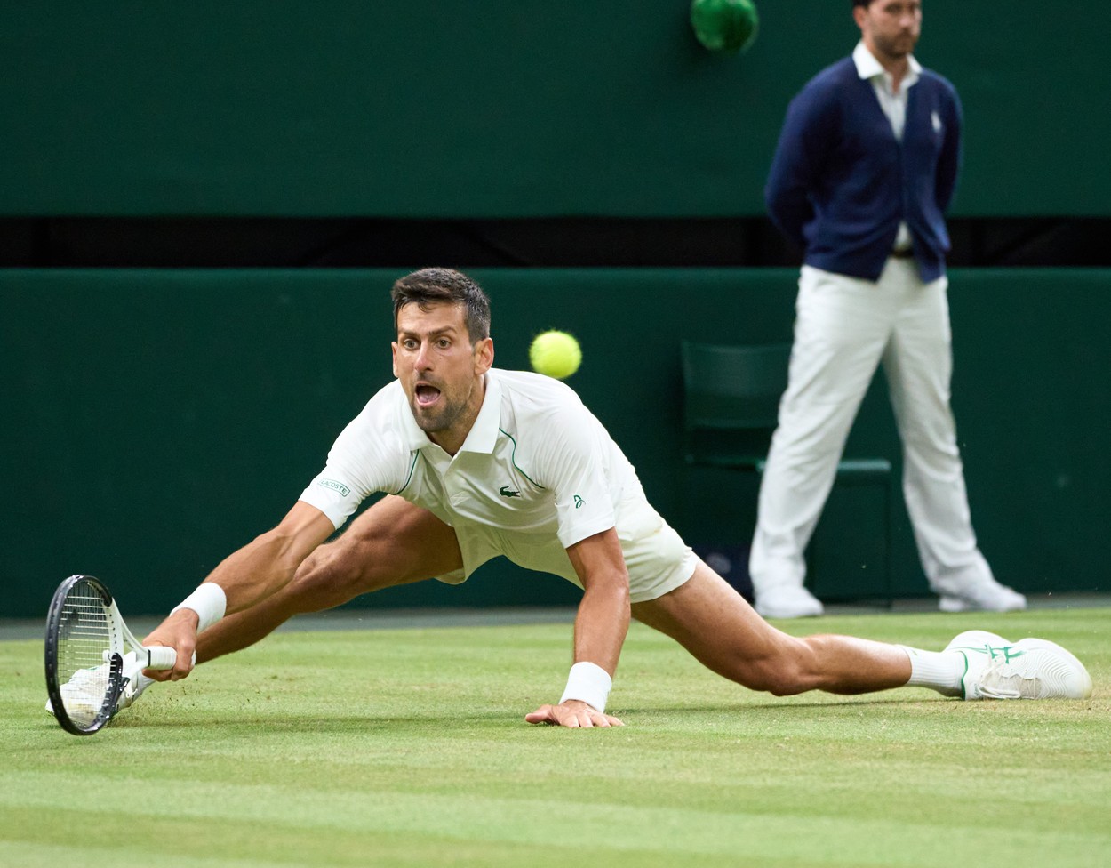 Novak Djokovic, calificat greu în sferturi la Wimbledon, după duelul cu Tim van Rijthoven