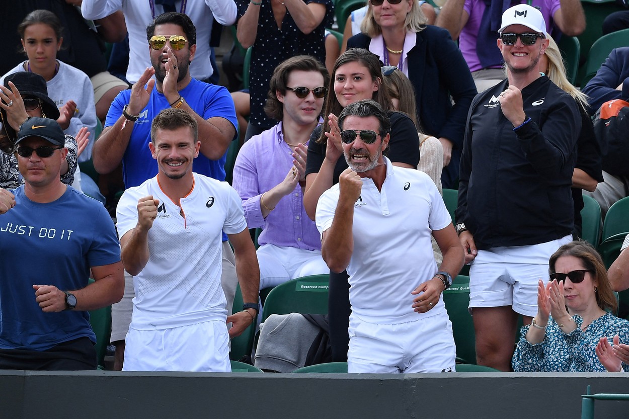 Cum a reacționat Patrick Mouratoglou, după victoria fără emoții a Simonei Halep cu Paula Badosa la Wimbledon