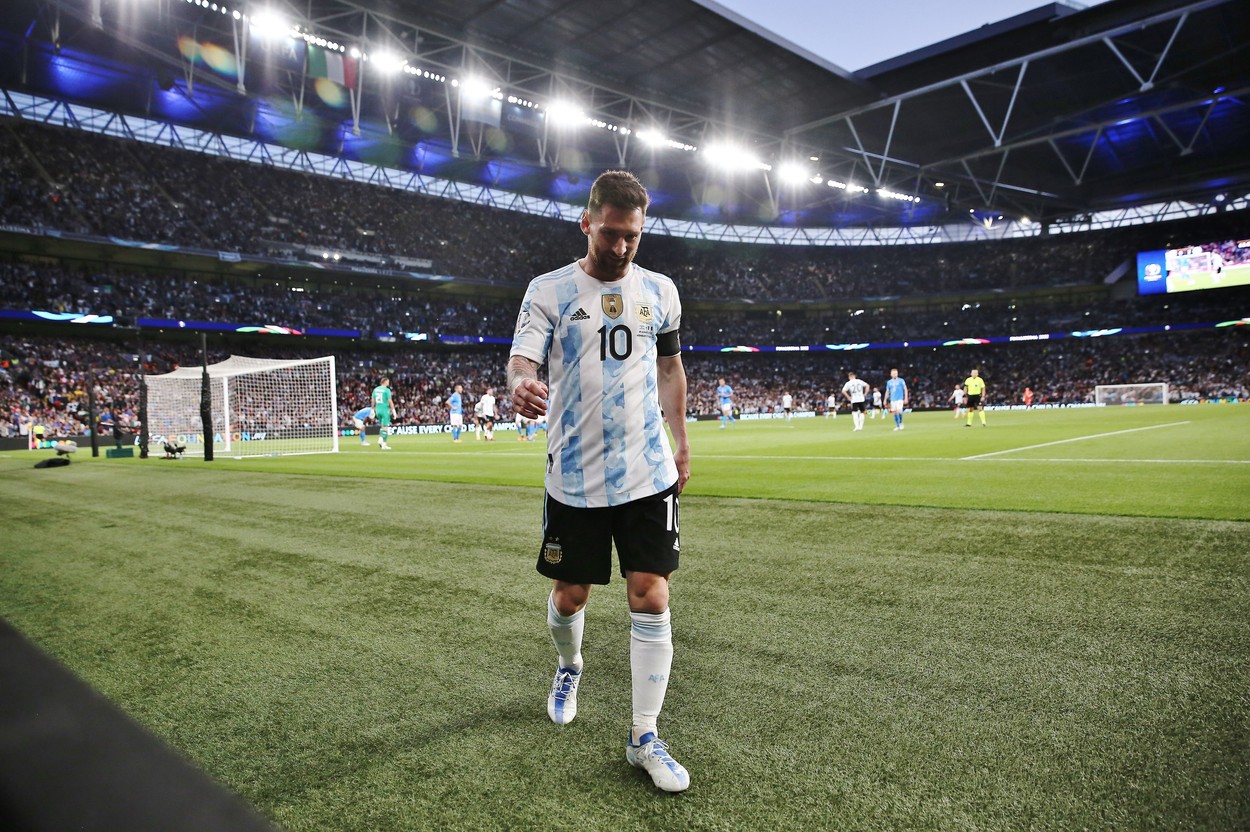 Lionel Messi ar vrea să revină la Barcelona! A pus mâna pe telefon și l-a sunat pe Xavi