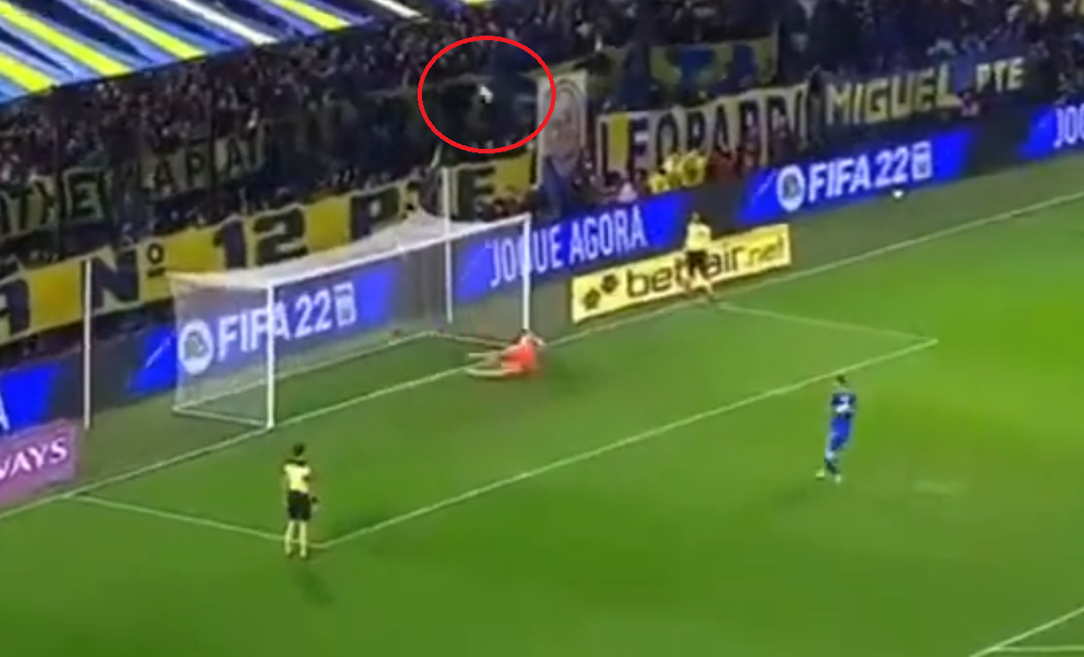 A ratat două penalty-uri în același meci și ”și-a îngropat” echipa, apoi a devenit ținta ironiilor adversarilor