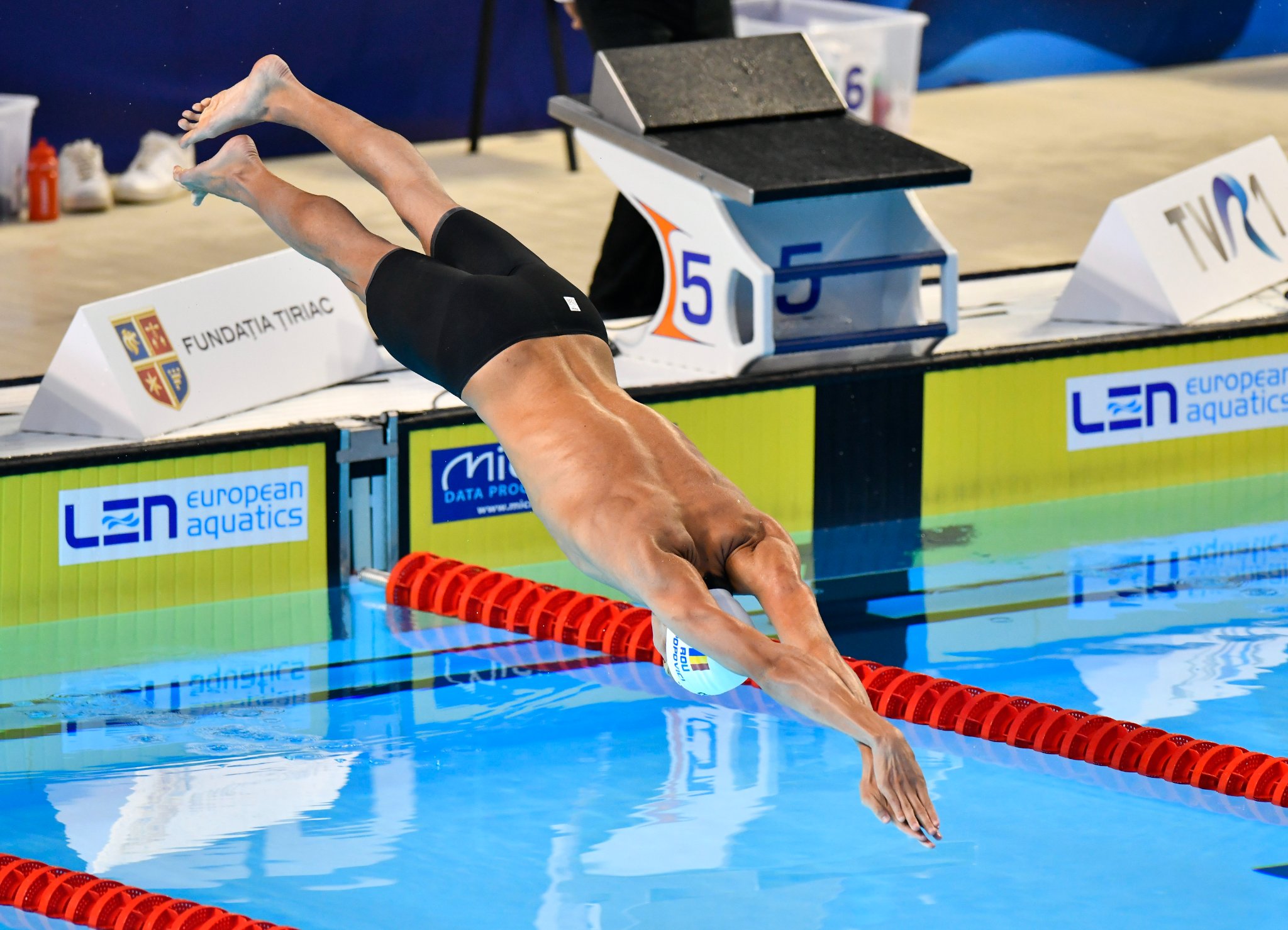 Aur pentru David Popovici în proba de 200 de metri liber, la Campionatul European de înot pentru juniori de la Otopeni