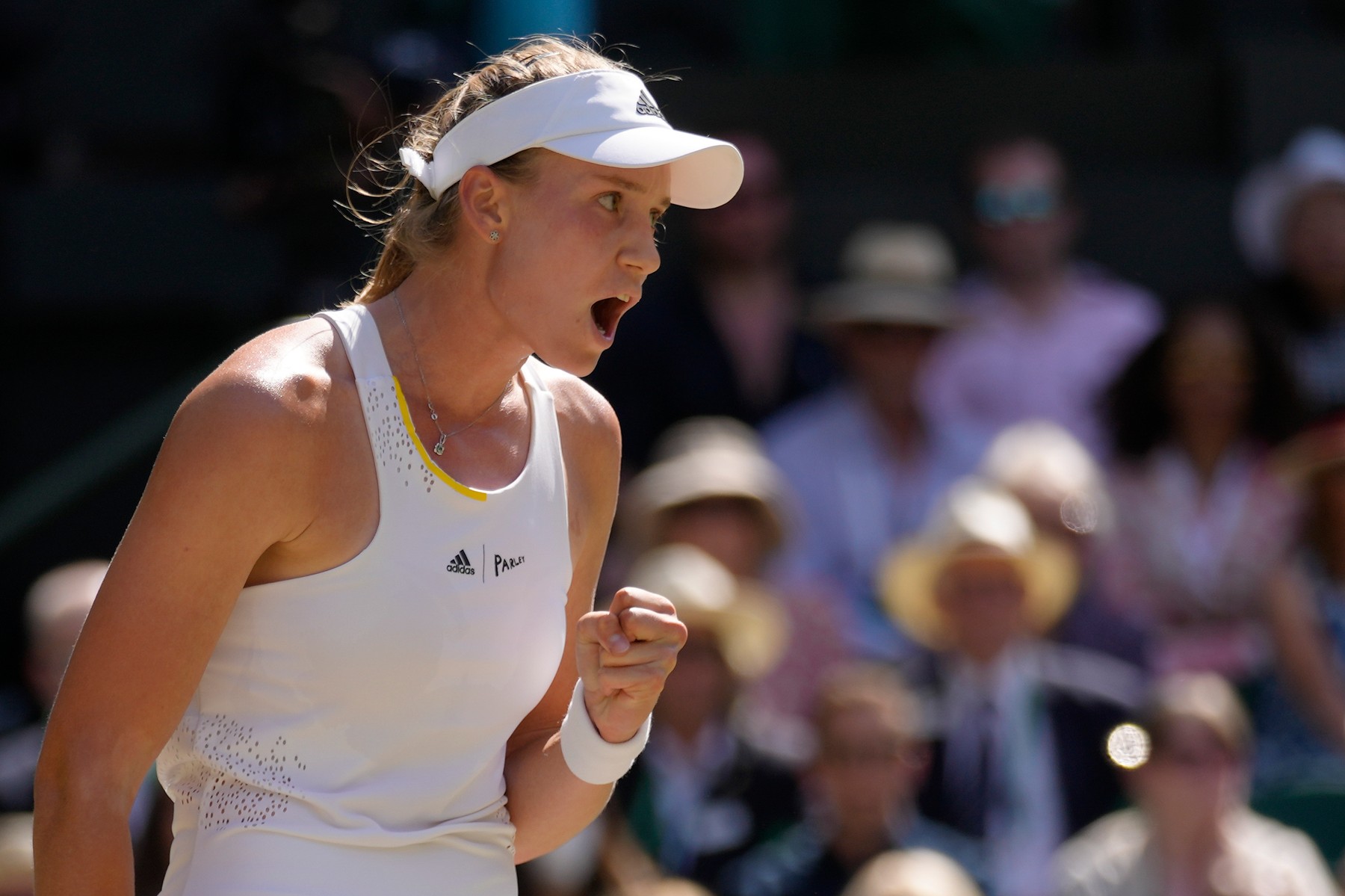 Elena Rybakina – Ons Jabeur, 3-6, 6-2, 6-2. Fosta adversară a Simonei Halep e campioană la Wimbledon