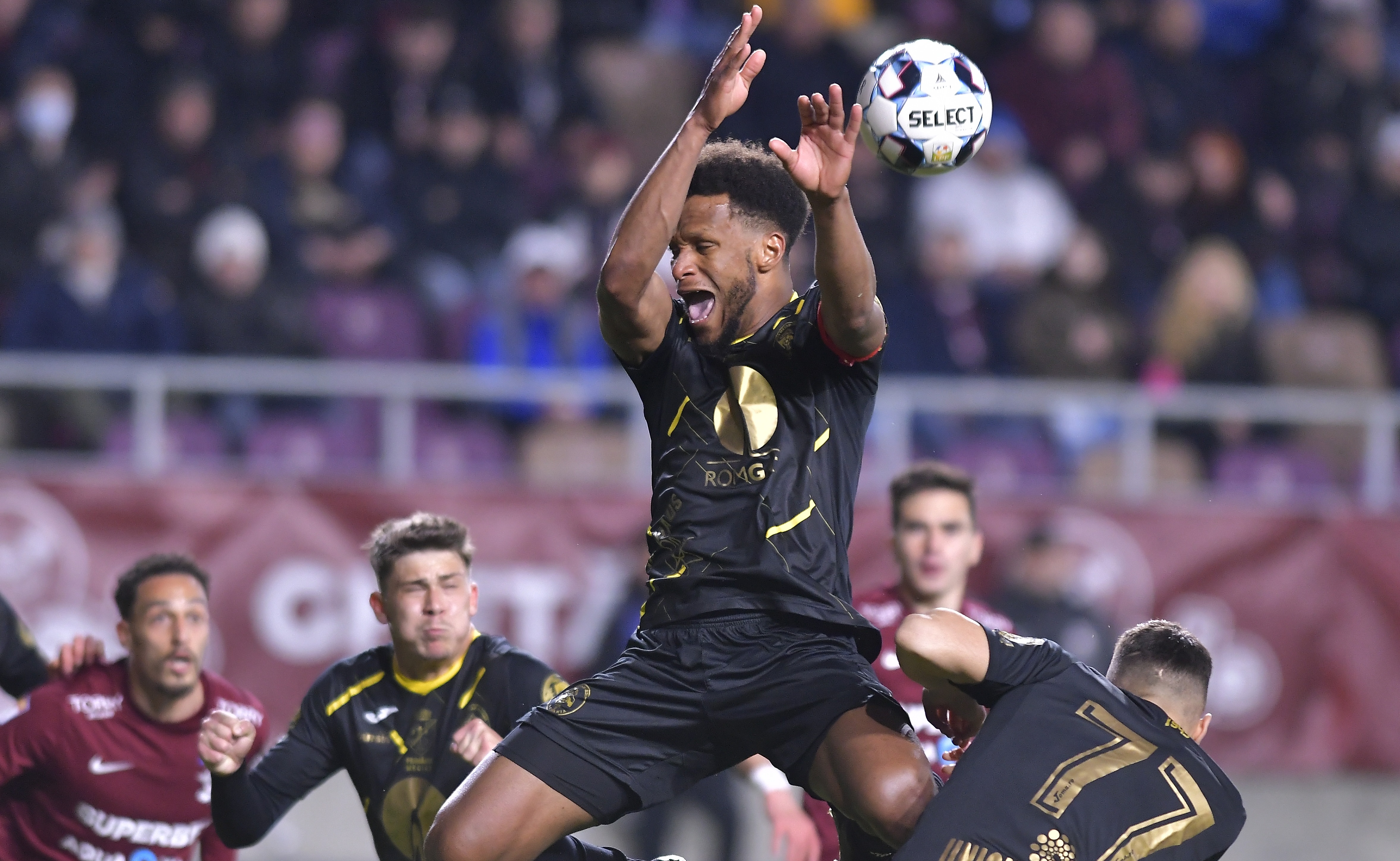 Petrolul s-a înțeles cu un jucător din Liga 1! Al optulea transfer pregătit de ploieșteni