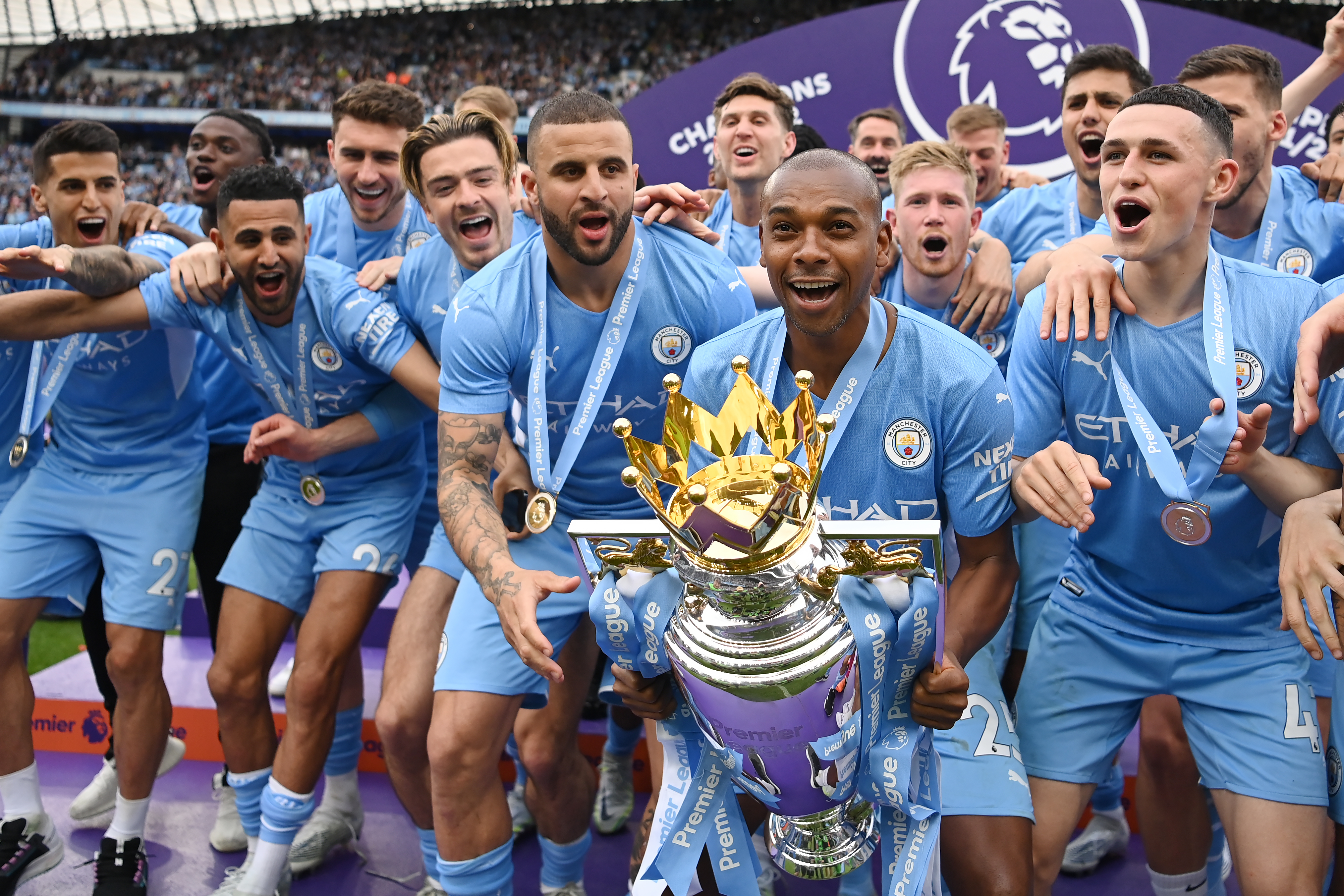 Manchester City i-a mărit de peste 7 ori salariul unui jucător, pentru a-l convinge să rămână