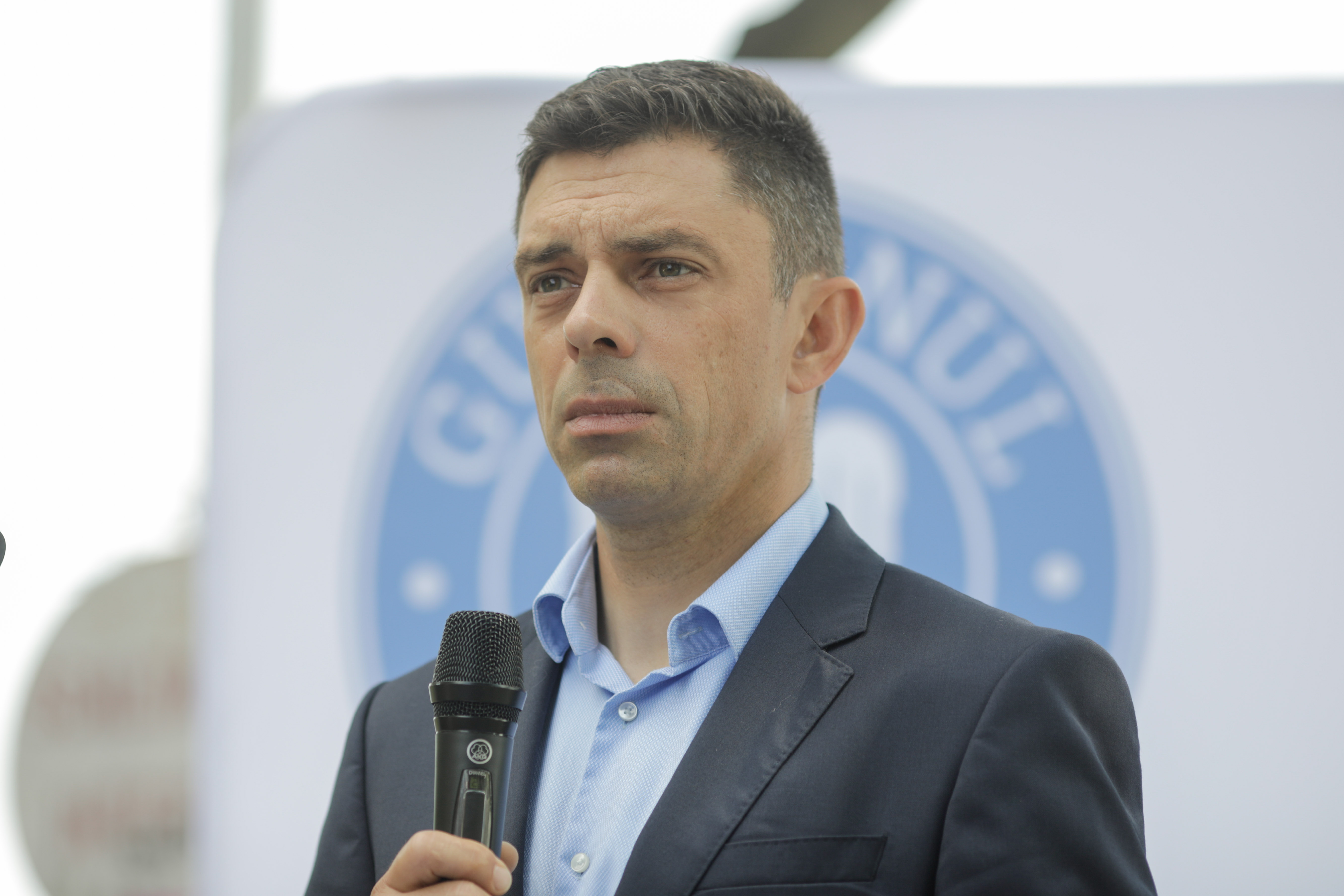 Eduard Novak face un pas în spate! Ministrul Sportului vrea să amâne aplicarea regulii controversate