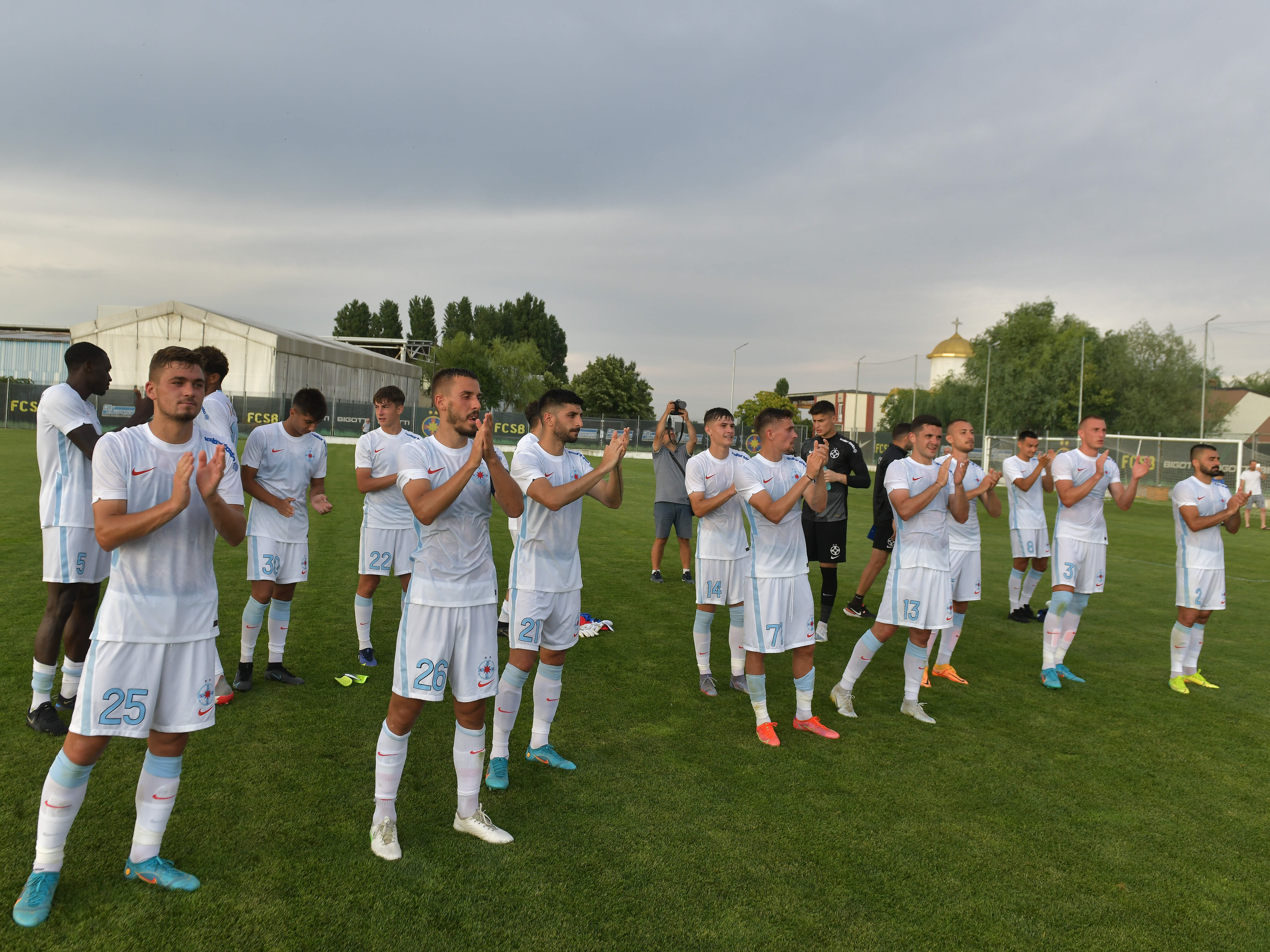 Ghinion pentru FCSB, chiar înainte de startul campionatului! Accidentare serioasă și absență de 3 luni de pe gazon