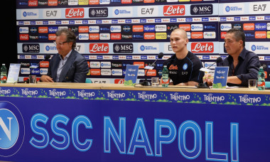 Serie A, Leo Ostigard &#xe8; un nuovo giocatore del SSC NapoliSerie A, Leo Ostigard &#xe8; un nuovo giocatore del SSC Napoli